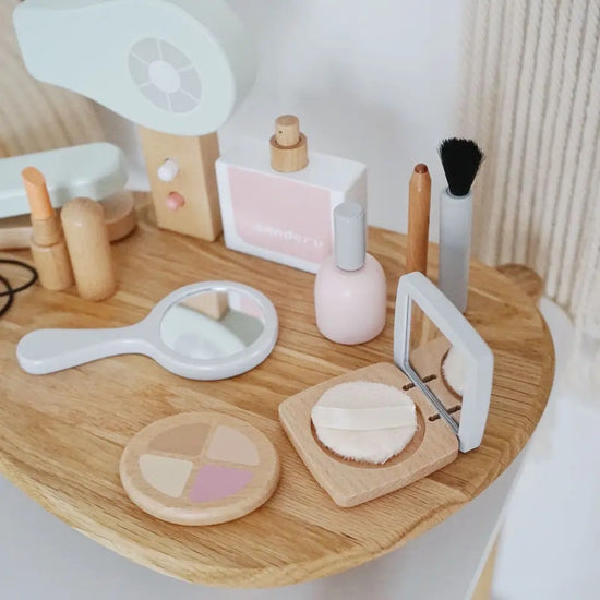 Wooden Makeup Kit